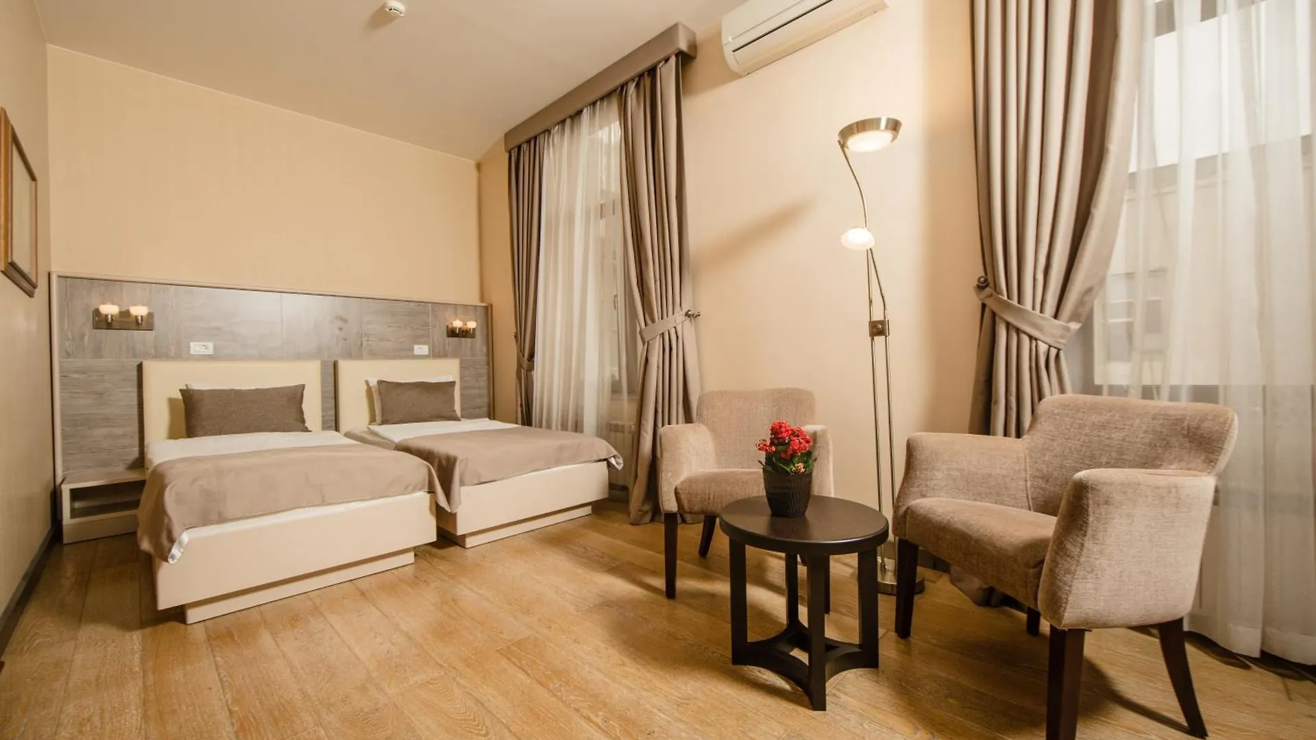 Passage Boutique Hotel Baku 4*,