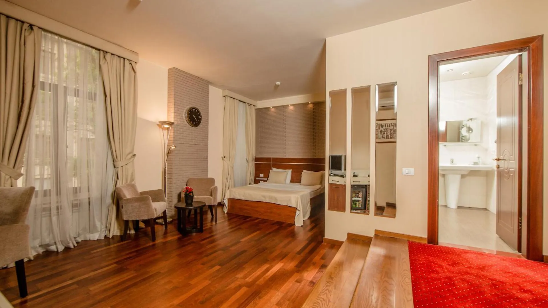 Passage Boutique Hotel Baku 4*,