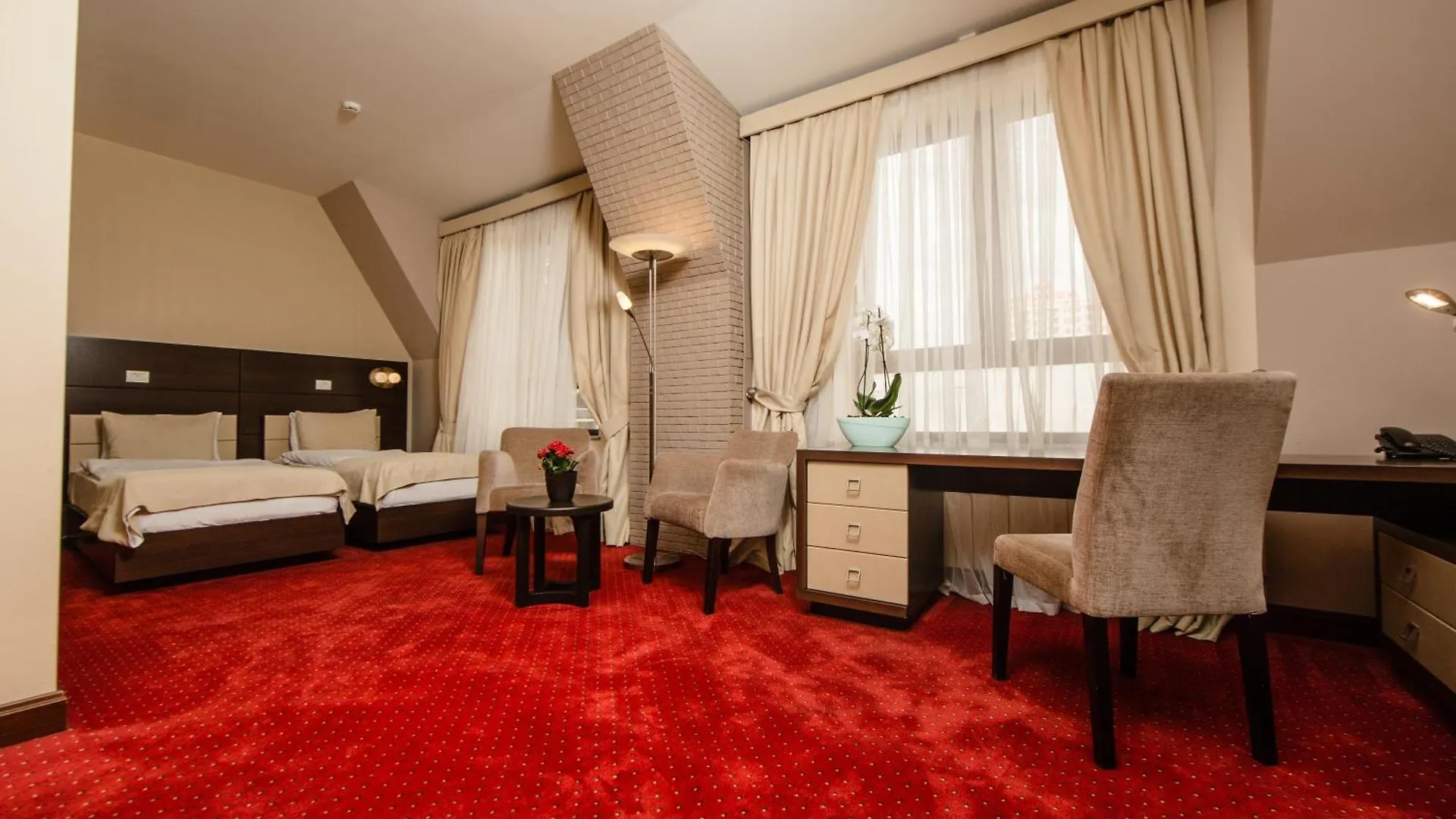 Passage Boutique Hotel Baku 4*,